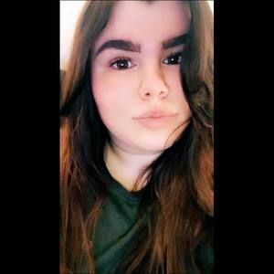 Meet your Posher, Becca